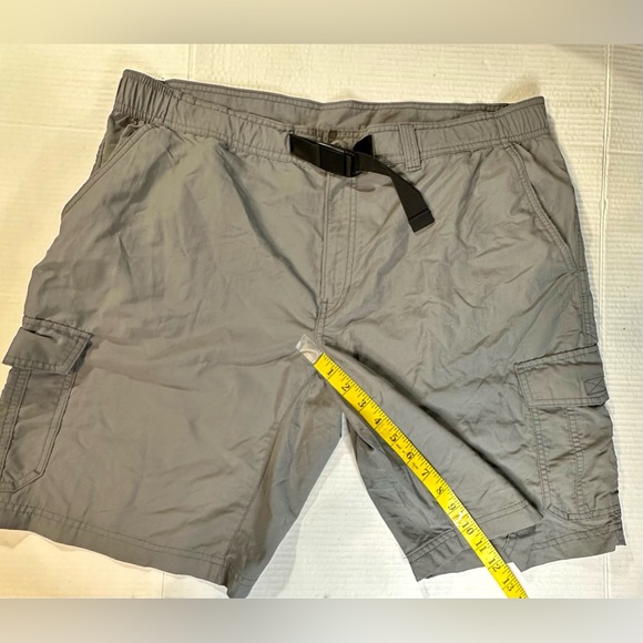 Eddie Bauer Mens Nylon Cargo Hiking Shorts Gray Belted Pockets Size XL Preowned - Picture 5 of 11